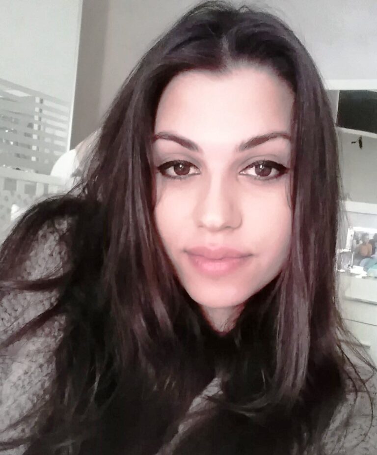 La Dott.ssa RAFFAELA SERAO (San Cipriano d’Aversa/CE) è la nuova Segretaria territoriale del Movimento Femminile e per le Pari Opportunità della D.C. di San Cipriano d’Aversa (in provincia di Caserta).